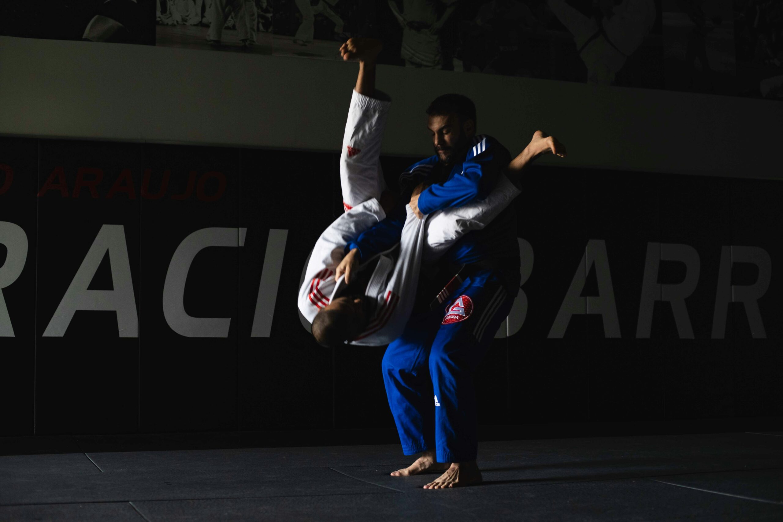 Preparação Física no Jiu-Jitsu Moderno: O Fim do “Treino de Força de Marombeiro”